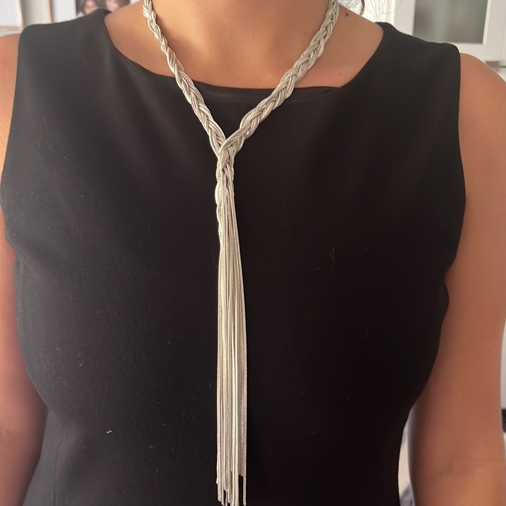 KENNETH COLE Necklace - silver lariat 17” long